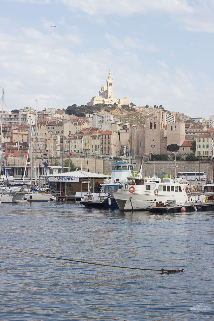 Guys! I urge you to visit Marseille when you are next in the south of France. We fell in love with this beautiful city situated in the French Riviera!
