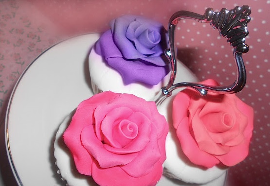 Cupcakes topped with Fondant Roses