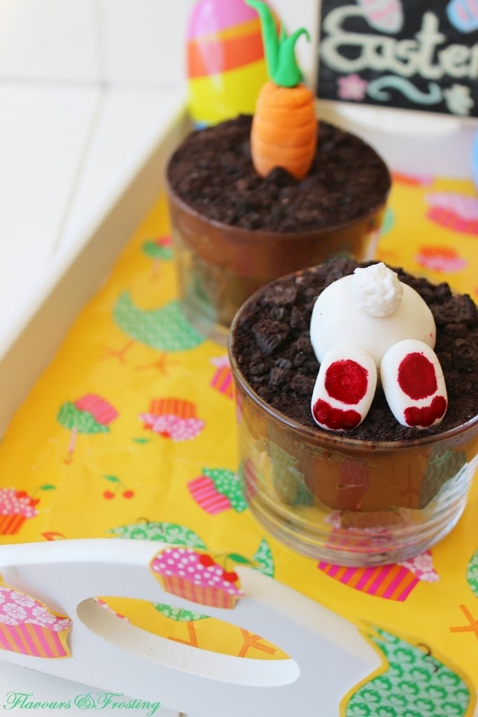 Oreo Brownie Dessert Pots for Easter with Fondant Bunnies and Carrots | FlavoursandFrosting.com