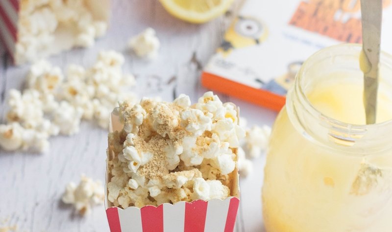 Lemon Meringue Gourmet Popcorn Recipe. Lemon Meringue Pie has never been so easy!