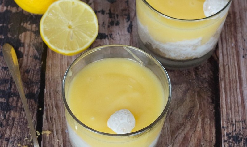 Lemon Pie Ice Cream Sundae Recipe made with Microwave Lemon Curd | FlavoursandFrosting.com
