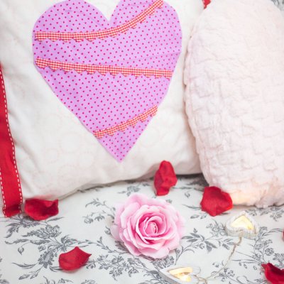 DIY Valentines No Sew Cushion Covers