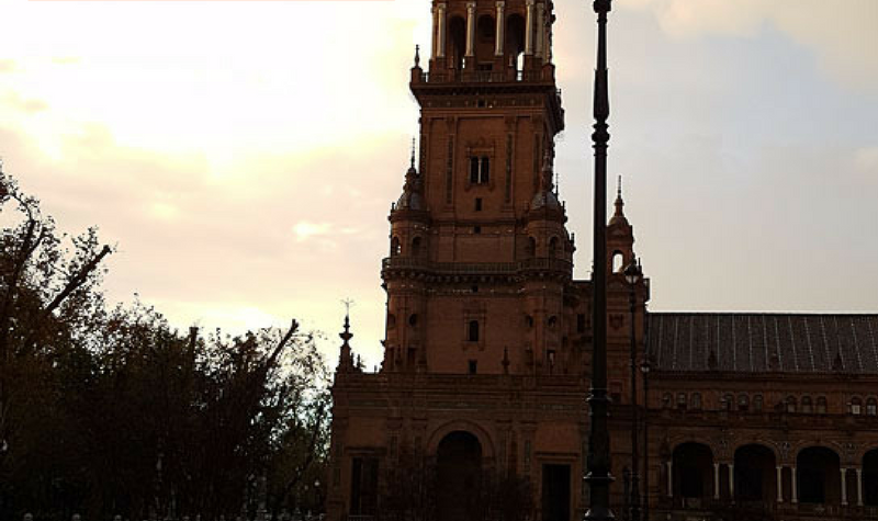 Sevilla on a budget. Let me show you how to travel to Sevilla without spending a fortune!