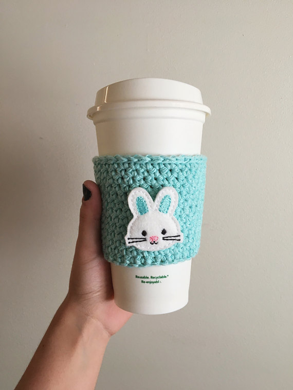 These are non edible cute Easter basket ideas to add to your kids Easter baskets this year.