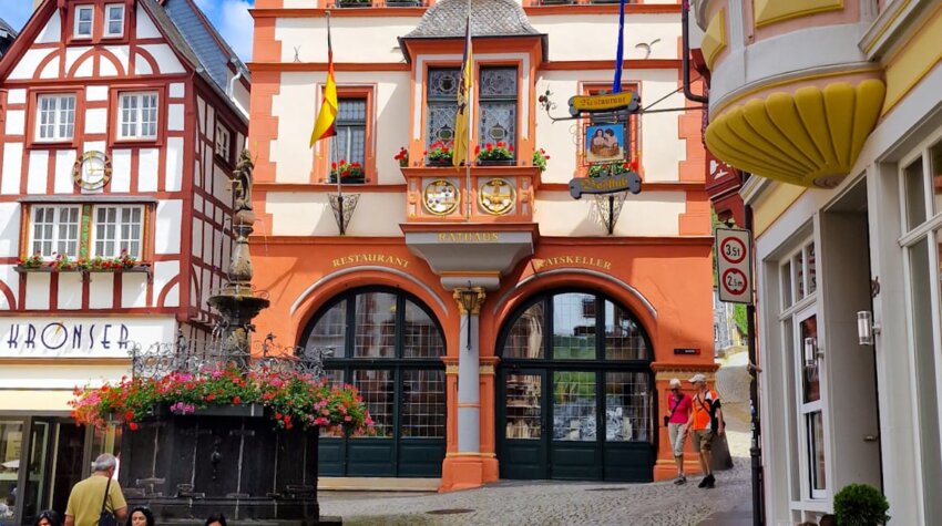 Explore Bernkastel Kues Germany a top destination in the Moselle Valley for scenic views, wine tours, and historic charm.