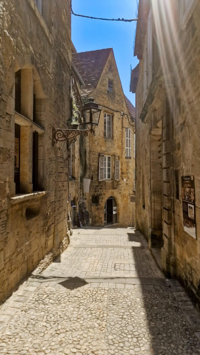 Discover Dordogne France: Fairytale Villages, Castles & Hidden Gems in Perigord