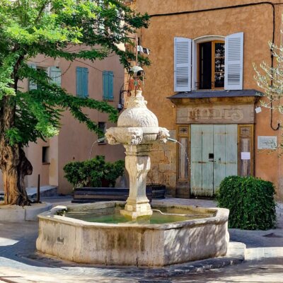 7 Villages in Provence France You Have to Visit!