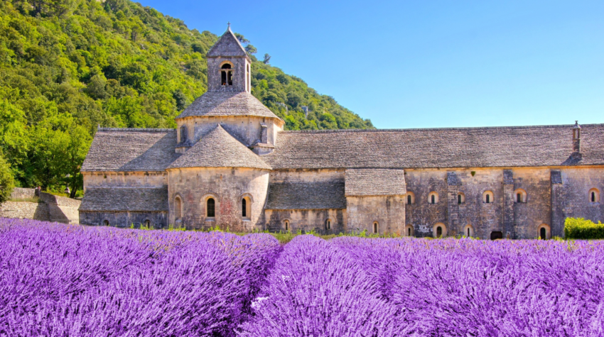 Provence France: Is This The Best Road Trip in France For First Time Visitors?
