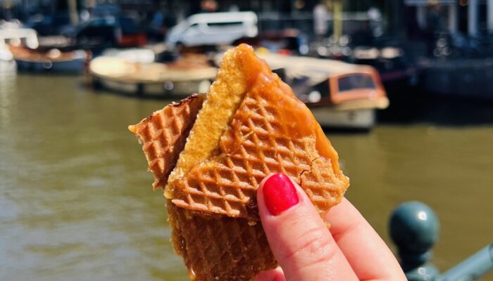 Layover in Amsterdam Guide: From Schiphol Airport to City Centre